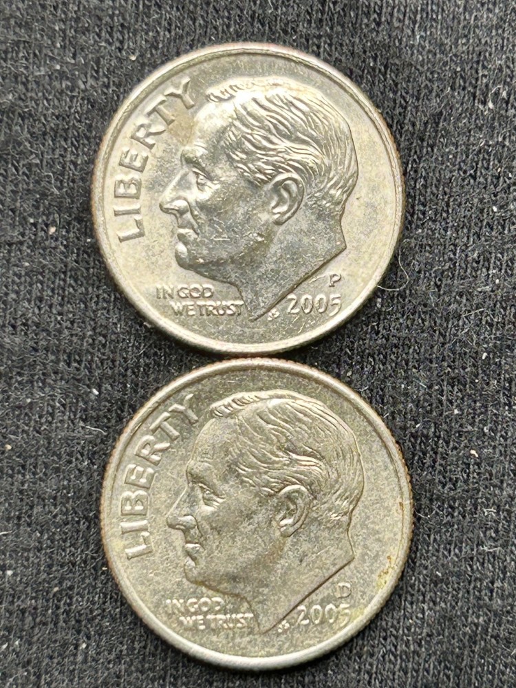 2005 P & D ROOSEVELT DIMES 2 COIN SET