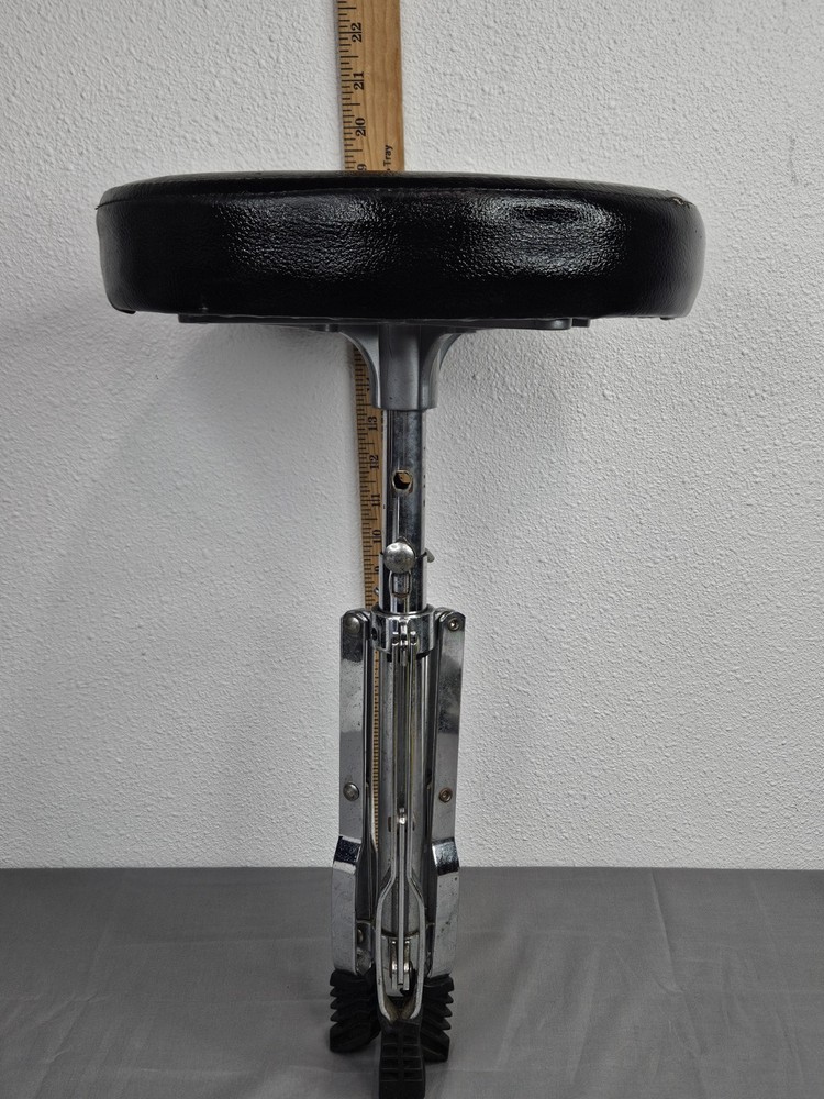 I-Con Percussion Drum Seat with Incremental Height Adjustment Collapsible
