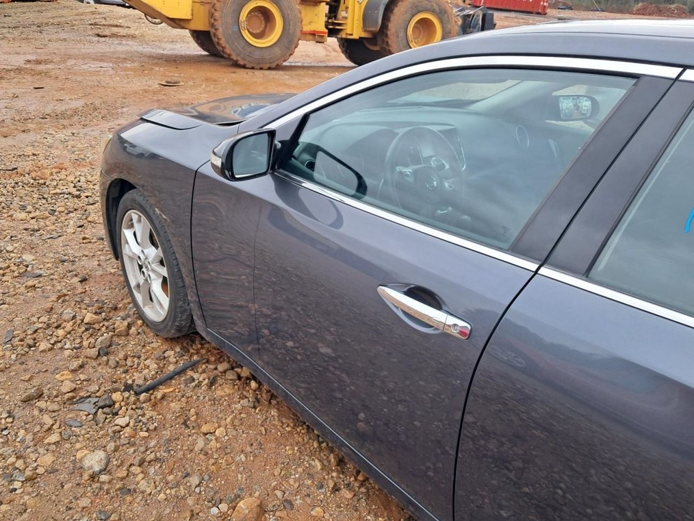 MAXIMA 2012 Glove Box 4885345