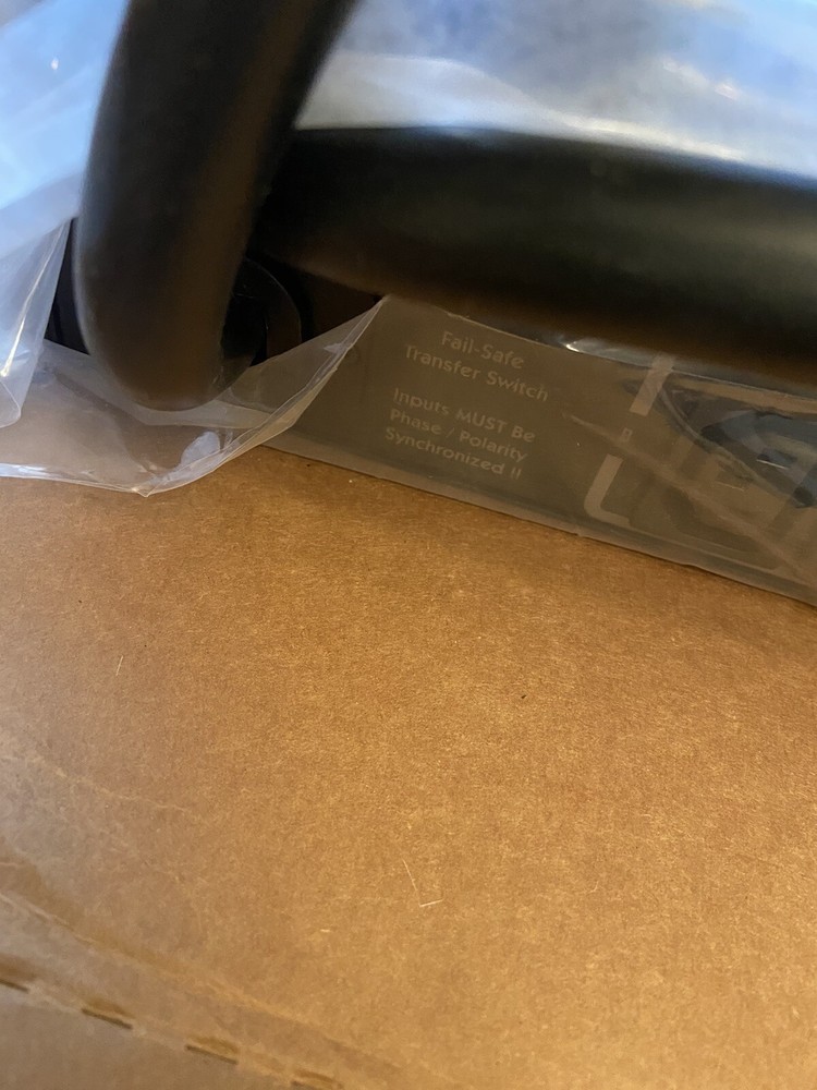 Server Technology Inc. CX-16HFF2C452 Fail Safe Transfer Switch