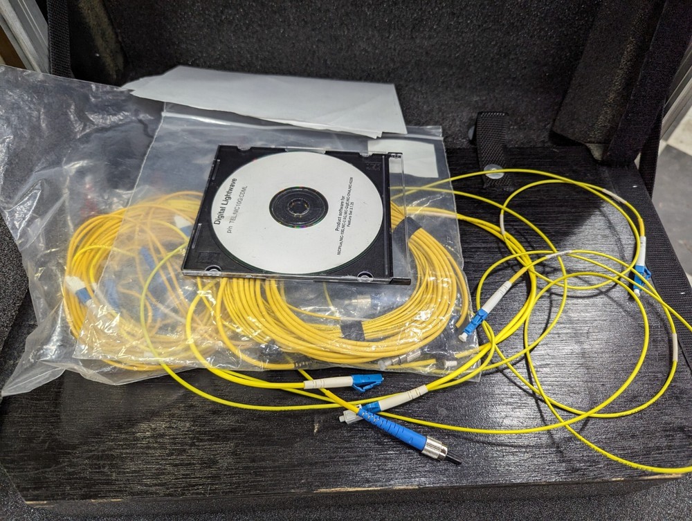 Digital Lightwave NIC10G-A1-B5-E1 Network Information Analyzer w/Hard Case