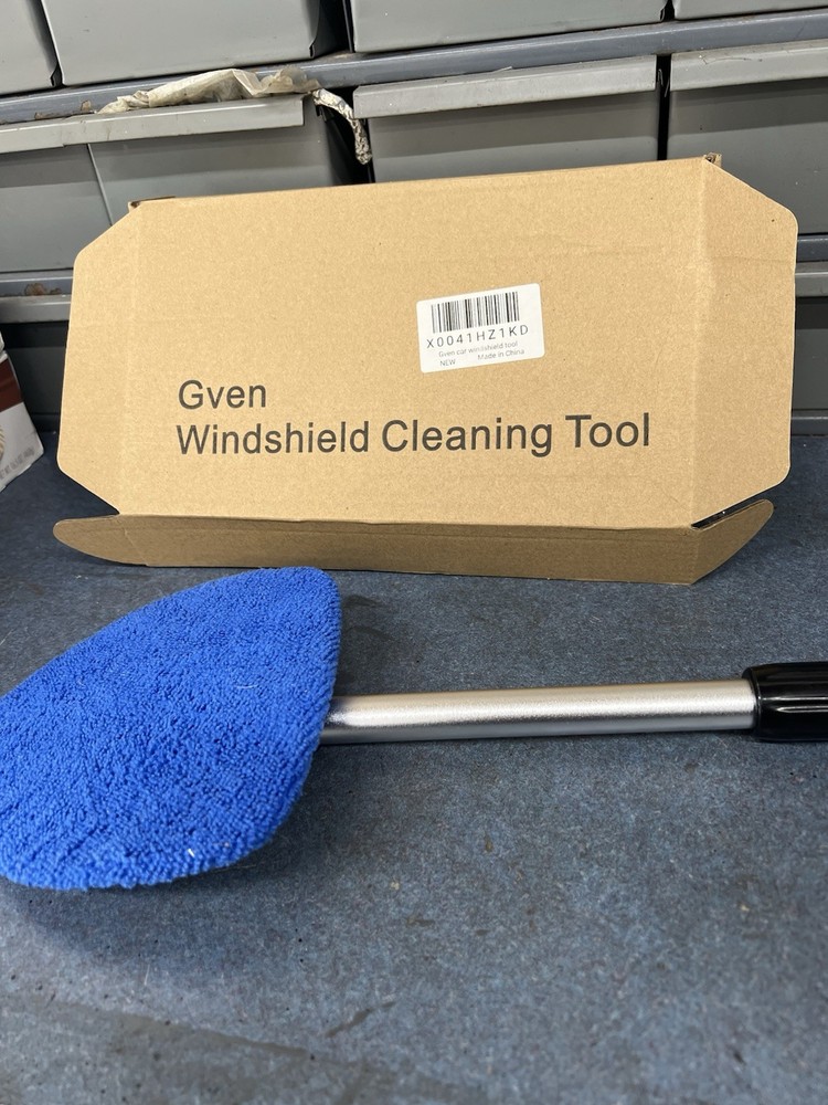 Gven Windshield Cleaning Tool