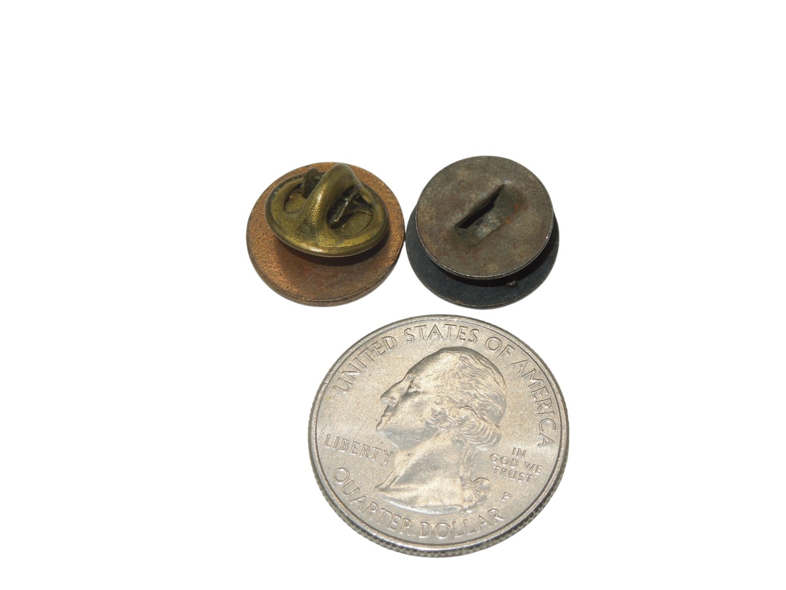 Orig. WWII US Navy Naval Reserve Honorable Discharge Button Pins Lot CA9