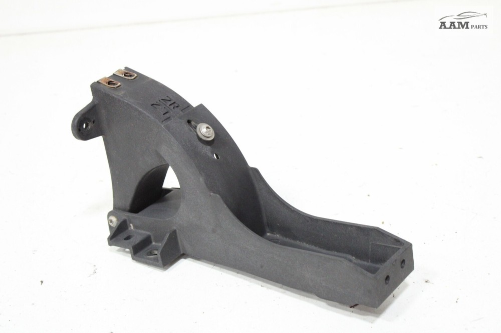 18-24 FREIGHTLINER CASCADIA REAR LEFT SIDE FAIRING EXTENDER BRACKET SUPPORT OEM