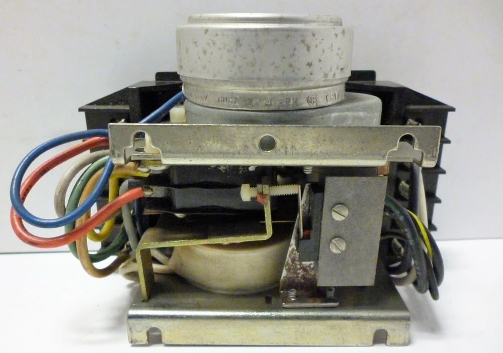ATC 321B-014-A08-H1XX Time Delay Relay