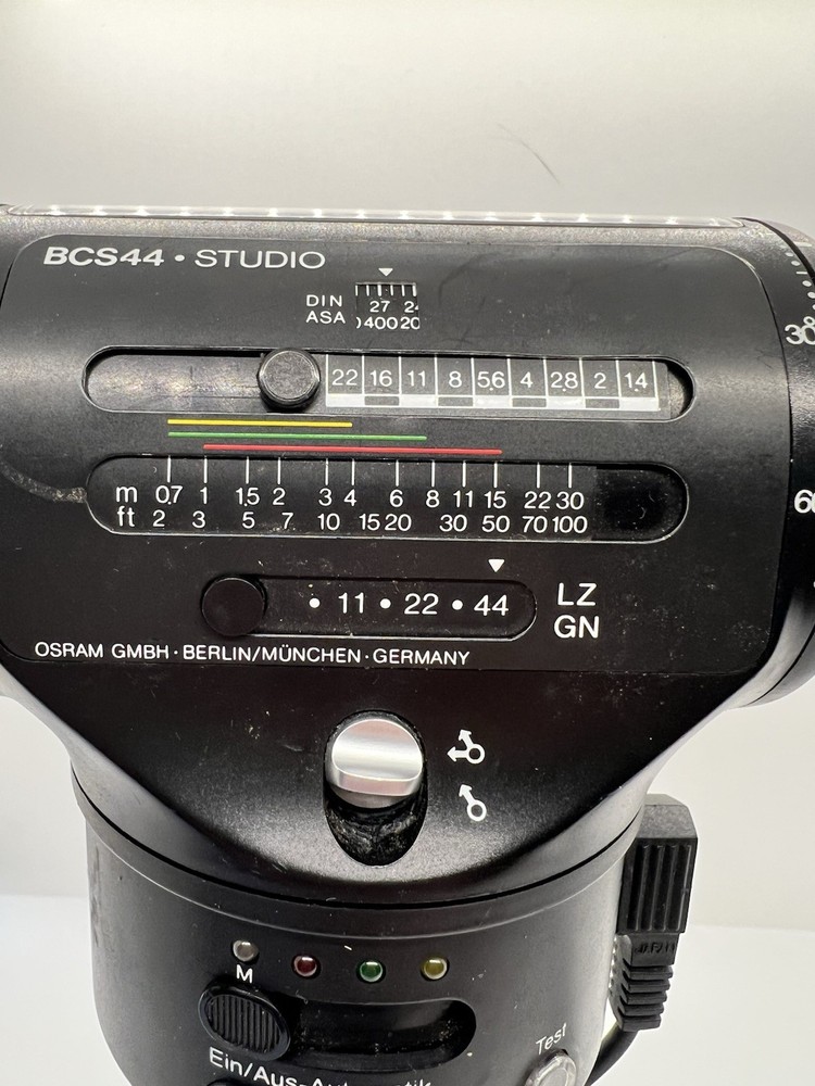 Osram BCS44 Studio Flash With Bracket