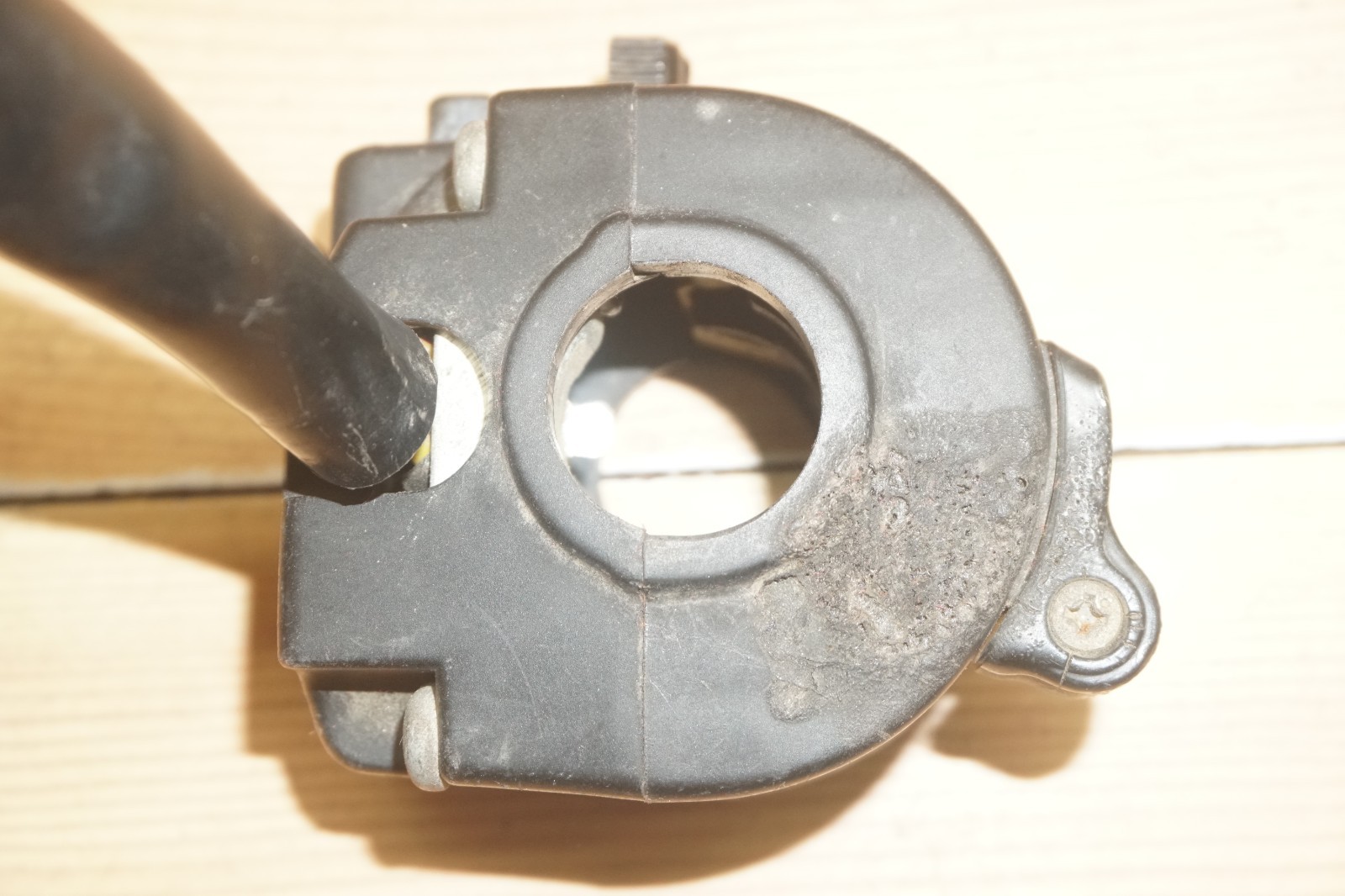 1983 Suzuki SP100 SP 100 OEM Left Handle Bar Switch Button Control 37400-38220