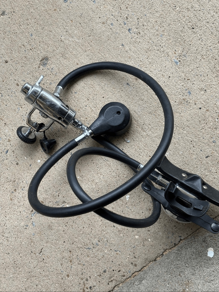 US Divers AquaLung Regular Set *As Is-Not Tested*