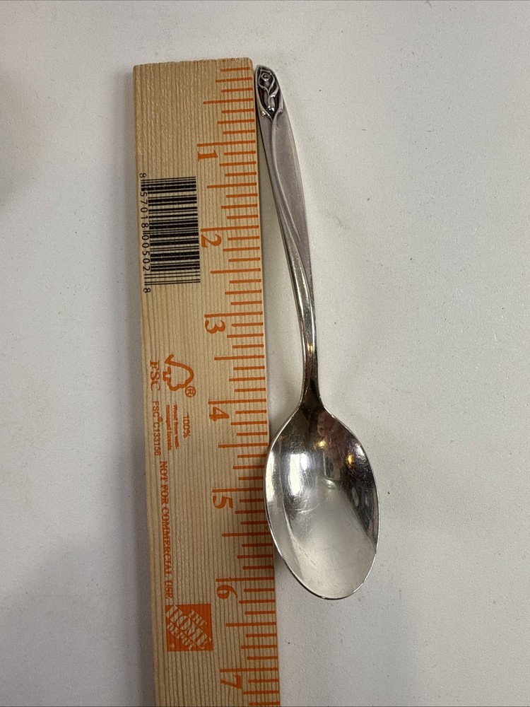 Anniversary Rose International Silver Deep Dive 5 Teaspoons