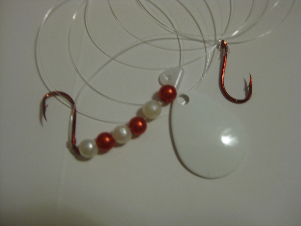 Walleye 2 Hook Spinner Rigs Crawler Harness (White)