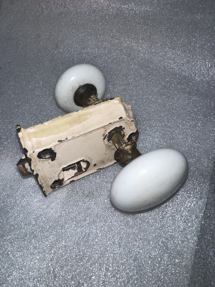 Antique  RIM/SURFACE  LOCK NICE WHITE DOOR KNOBS &ESCUTCHEON