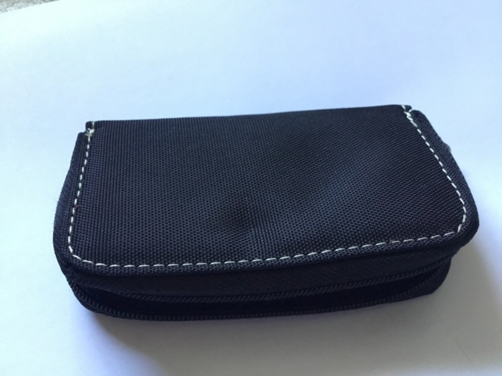 1pcs used small multi purpose memory storage zipper purse for SD,Pro DUo,CF