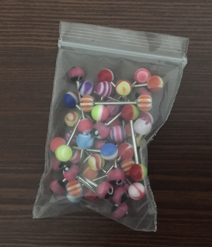 10 piercing needles + Jewelry