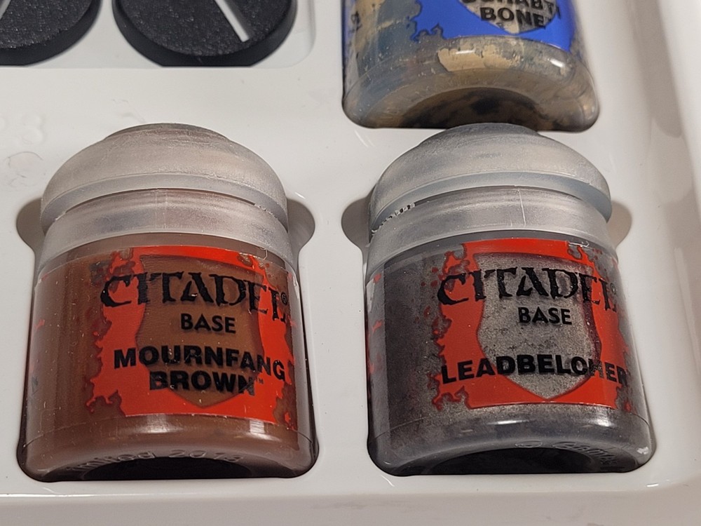 Games Workshop Warhammer 40K Paint Set Space Marine OOP Plastic