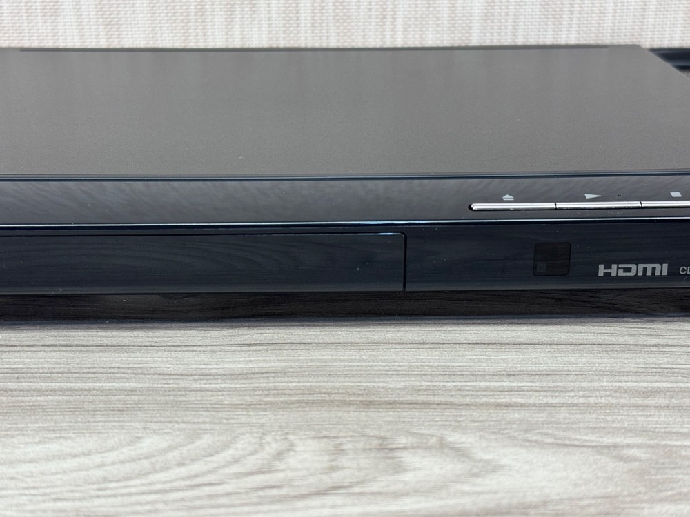 Sony DVP-SR510H CD/DVD Player w/ Remote Control