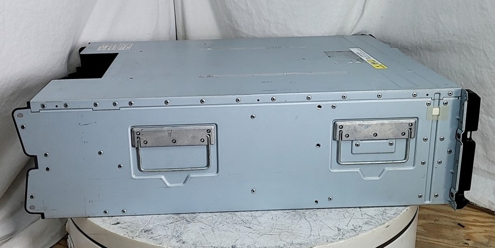 NETAPP NAJ-0801 24-Bay Hard Disk NAS Array SEE NOTES