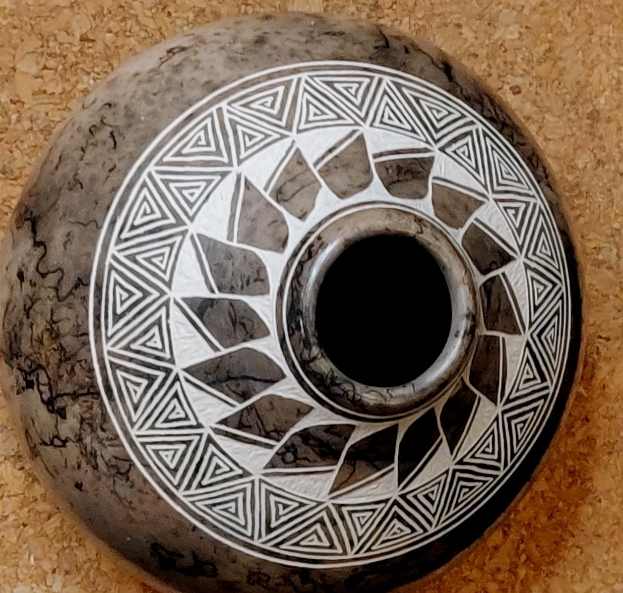 Vintage Signed Veronica Louis Acoma Pueblo Native American Pottery Vase 3.5"X4"