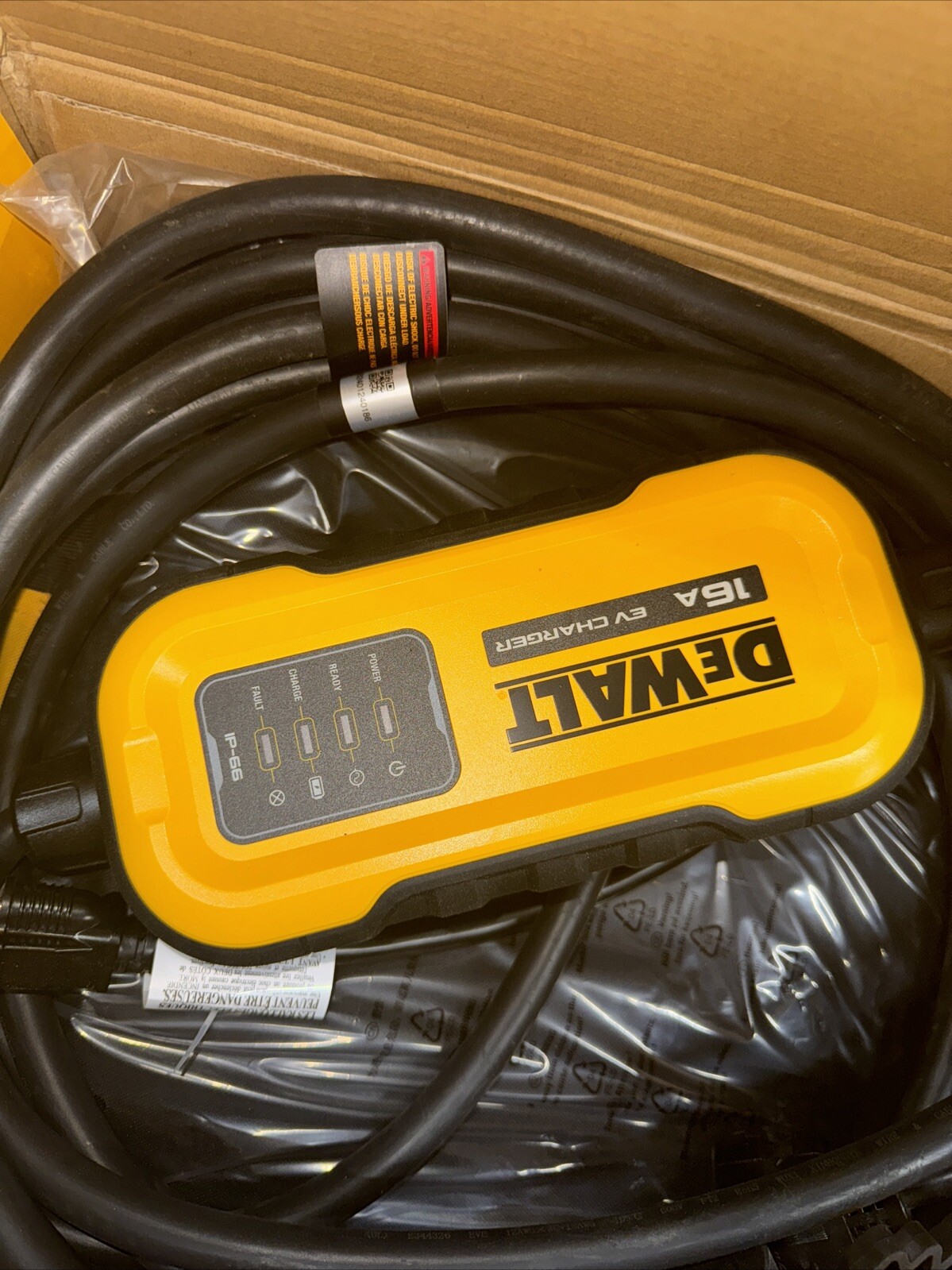 DEWALT Portable Electric Vehicle Level 2 EV Charger up to 16 Amps 120-240V