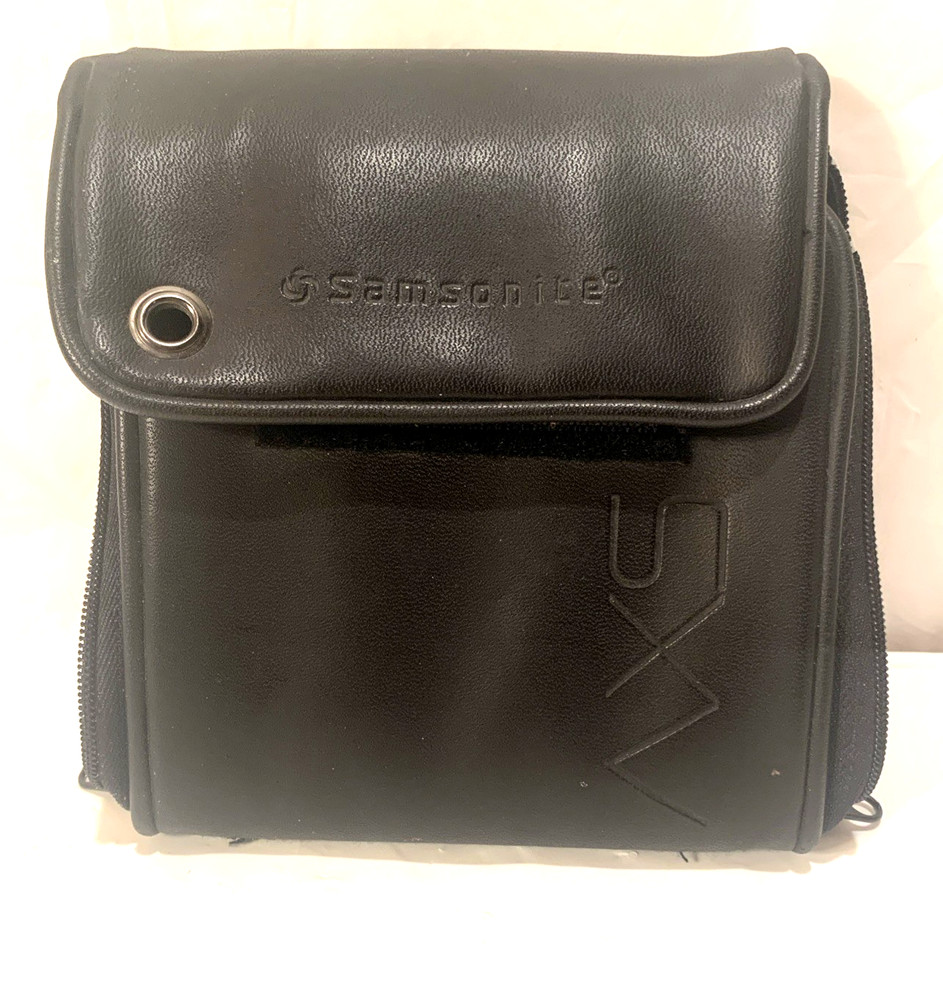 Samsonite AXS ~ Zippered Soft CD Case ~ Holds 24, & Mesh Pocket