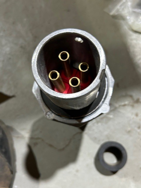 APJ6485 M4 PLUG BODY GROUND