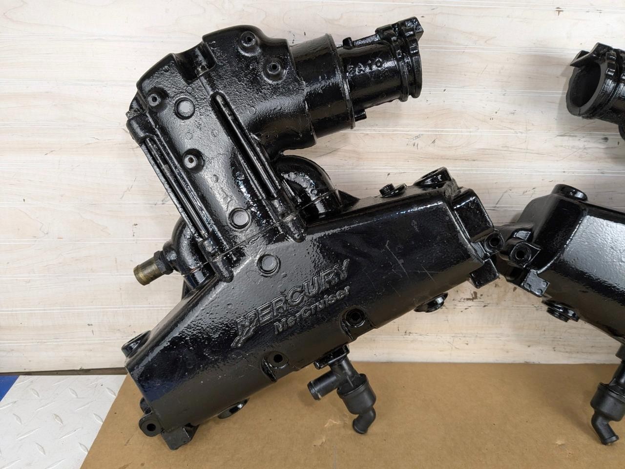 MerCruiser V8 Dry Joint Exhaust Manifolds & Risers PAIR 5.0L 5.7L 6.2L