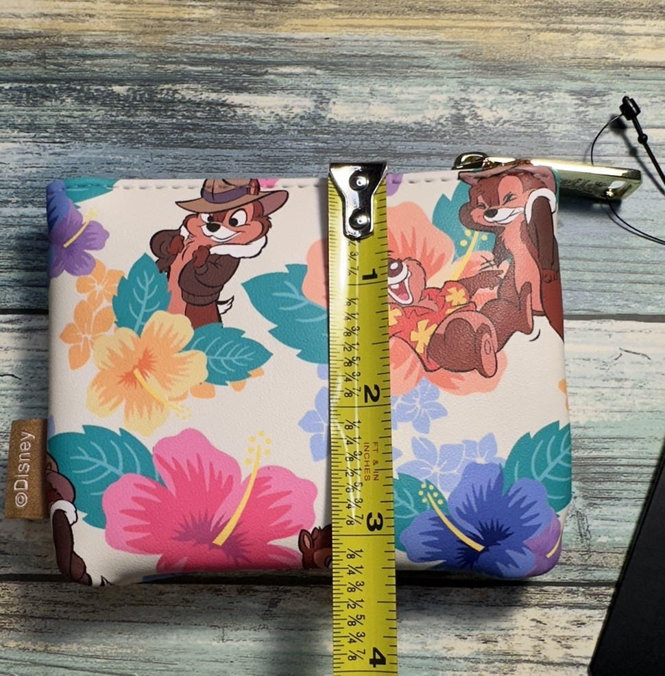 NEW Disney Loungefly Chip & Dale Coin Purse Rescue Rangers Hawaiian Zip Pouch