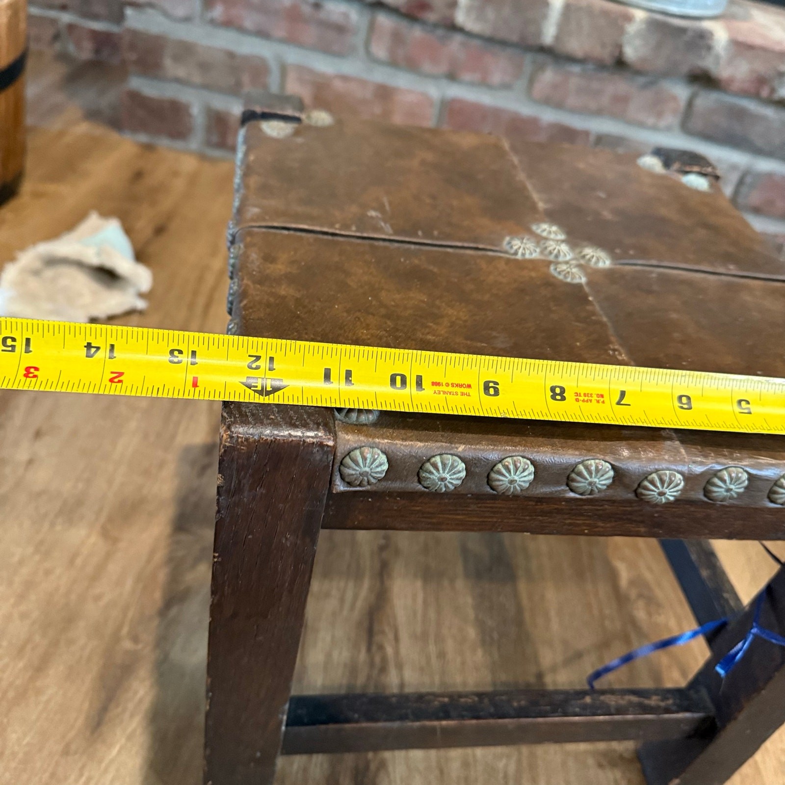 Antique VTG Arts & Crafts Mission Wood Oak? Leather? Footstool Barber Bros Chair