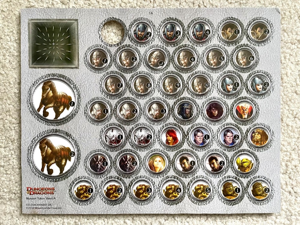 Dungeons & Dragons Essentials Dungeon Master's Kit 2010 Only Missing 1 Token
