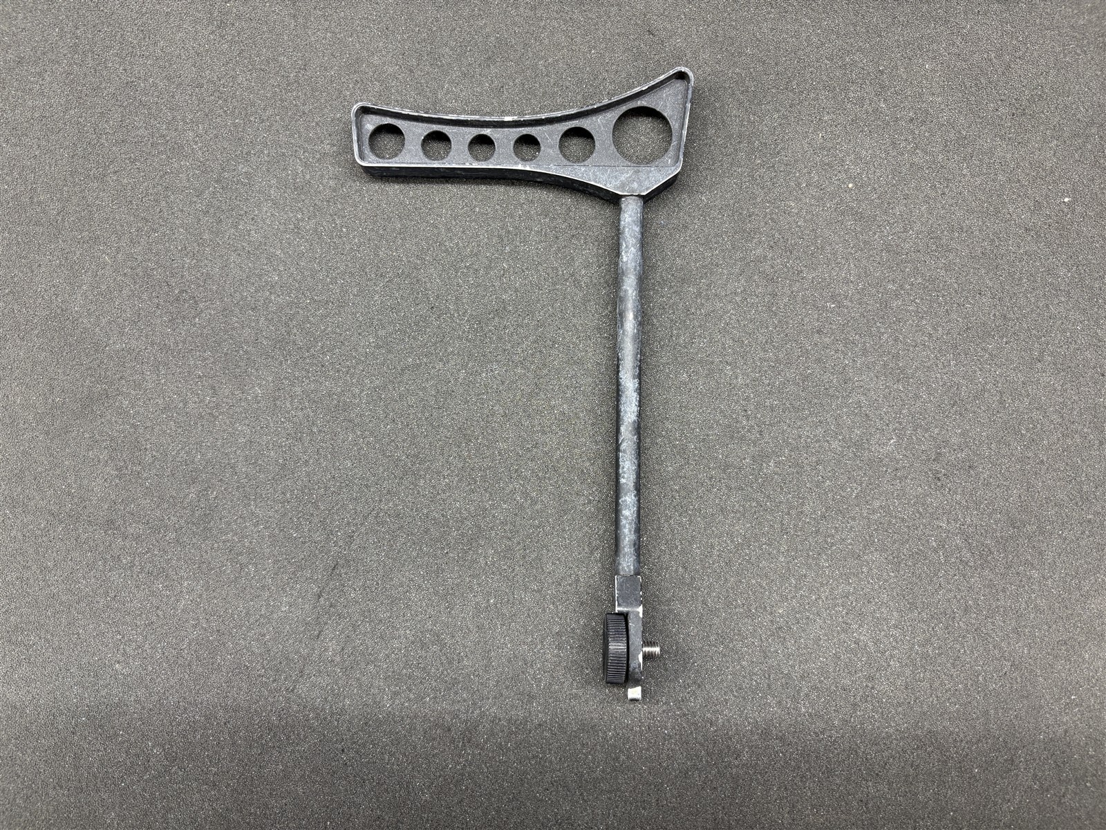 COMUNICATIONS INTERNATIONAL LTI 20/20 MARKSMAN LASER SPEED MEASURING GUN W/ CASE