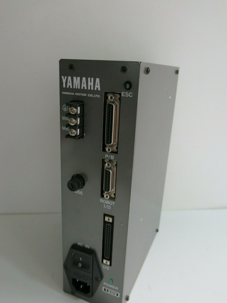 YAMAHA SRC2MAX400VA SERVO DRIVE SRC-2
