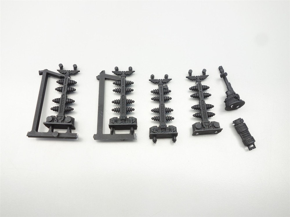 Warhammer 40K: Battle for Macragge Void Pylons (primed)