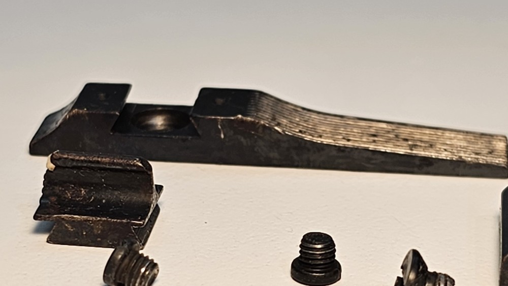 T/C Thompson Center System 1 Inline Muzzleloader Sight Set W/ Screws (A)