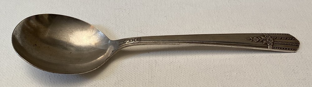 Vintage Oneida Silverplate Everlasting Soup Spoon
