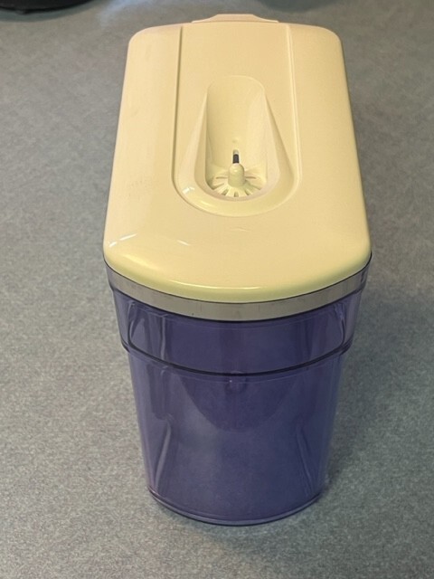 NIKKEN PIMAG AQUA POUR EXPRESS GRAVITY WATER SYSTEM #1356 REPLACE PITCHER - USED