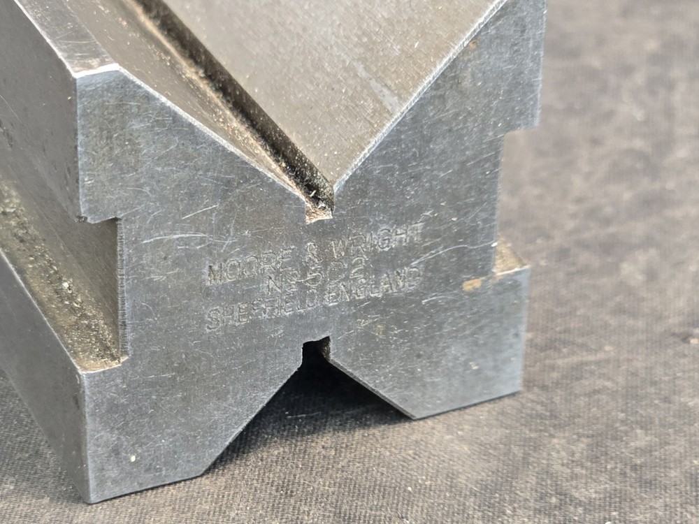 Moore & Wright No. 502 Machinists V-Block Sheffield England