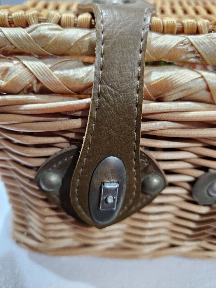 Wicker Sewing Basket Singer Buttonholder Sears Electric Scissors +