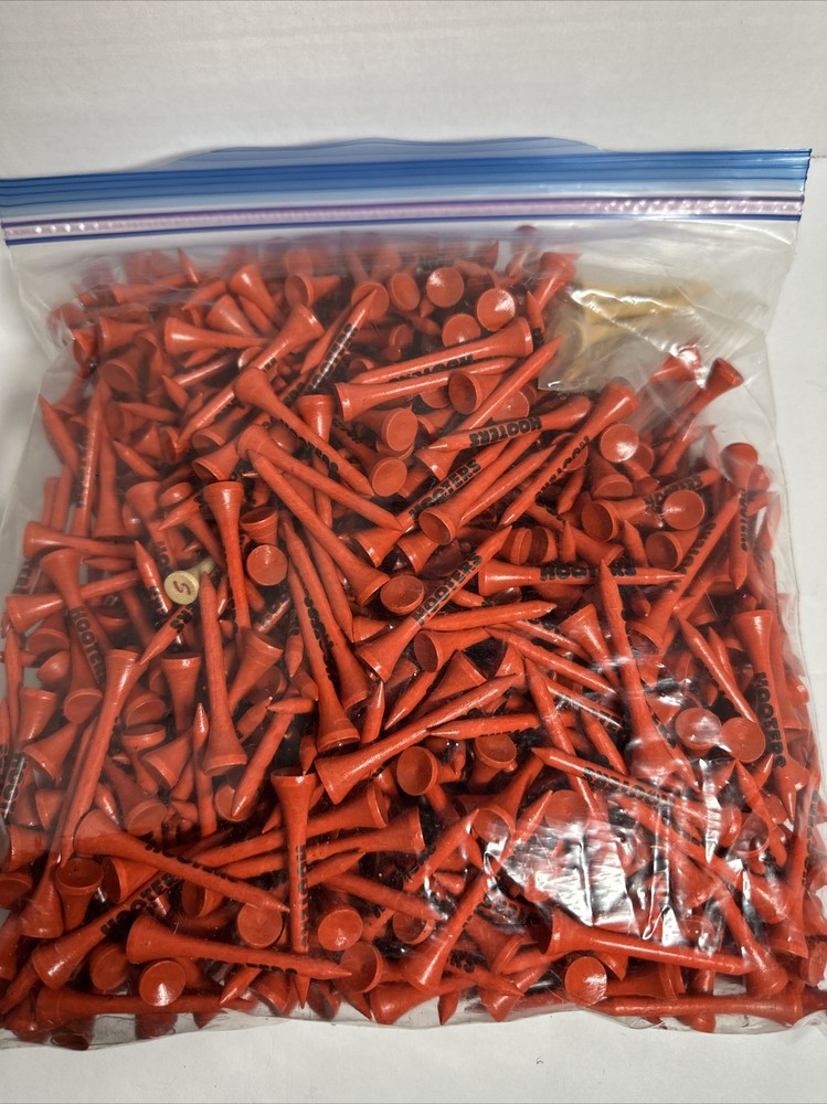 #1 Hooters Golf Tees Orange