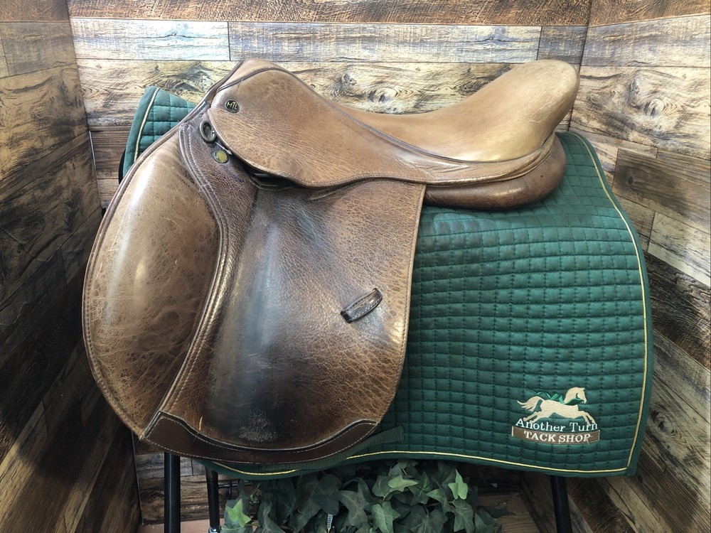 17.5" M Touluose Close Contact Saddle - Brown