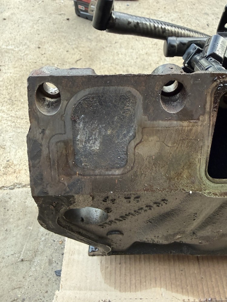 2004 Mercruiser 5.7 MPI intake manifold