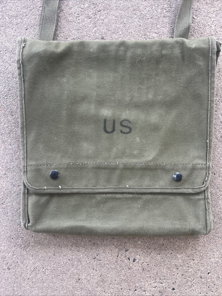 US Army Map Case With Shoulder Strap 1990 Dated (BB257