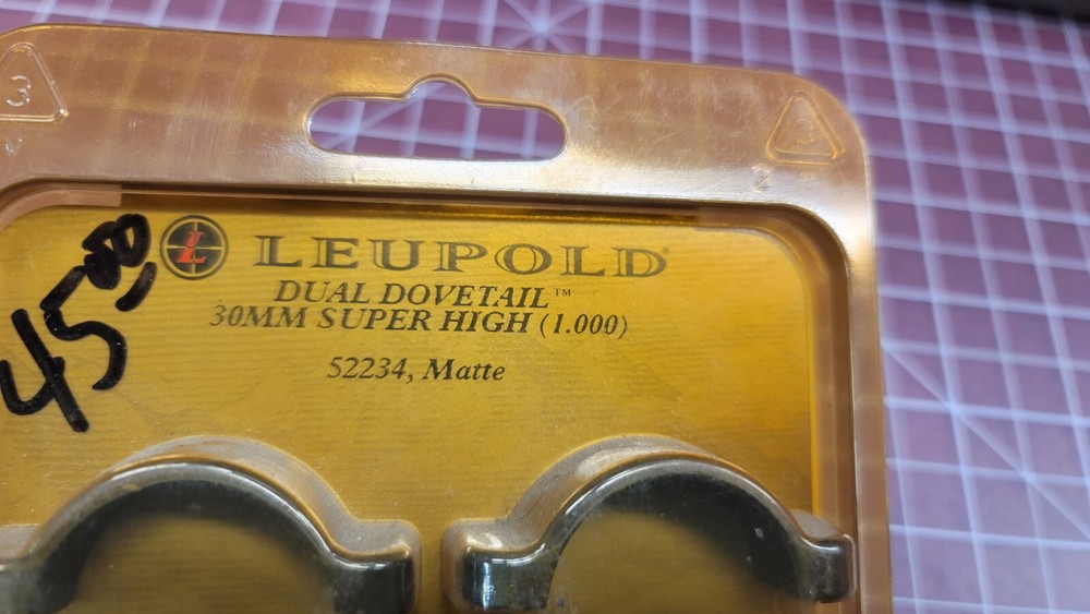 Leupold Rings with Screws New