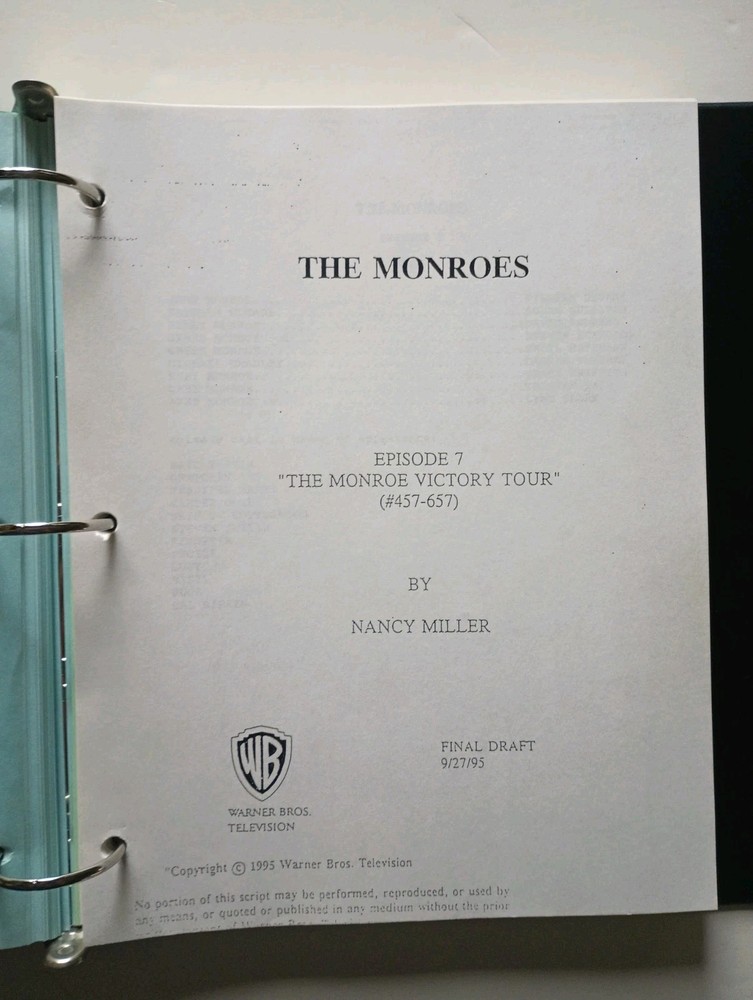THE MONROES (1995) TV Soap Opera Scripts & Production Binder William Devane