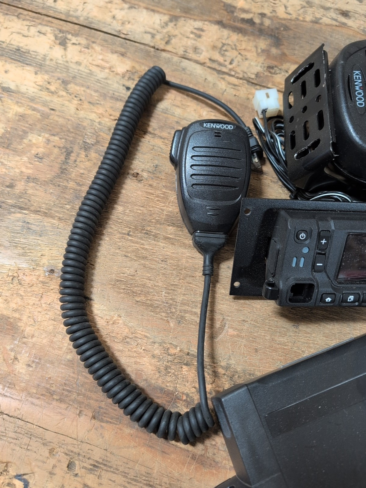 KENWOOD VHF DIGITAL NX-5700-K MOBILE RADIO W/HEAD SPEAKER ANTENNA NICE