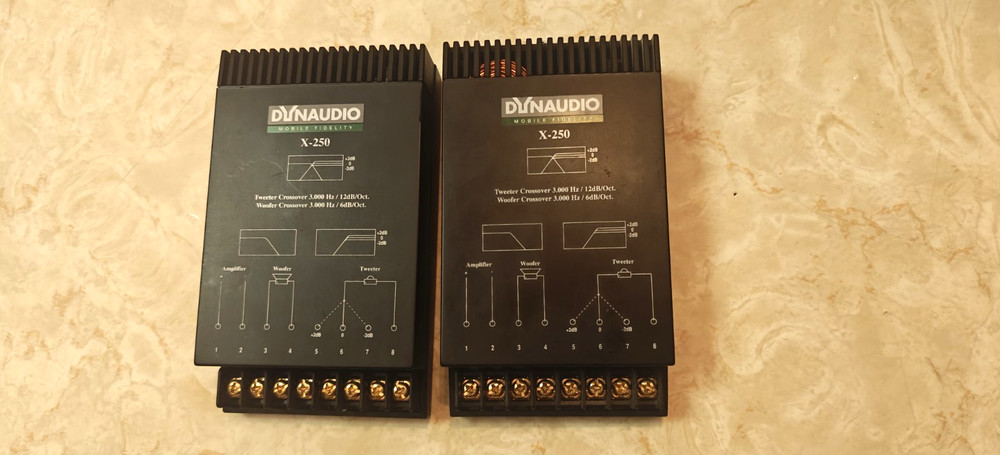 Dynaudio X-250 Esotec Crossovers