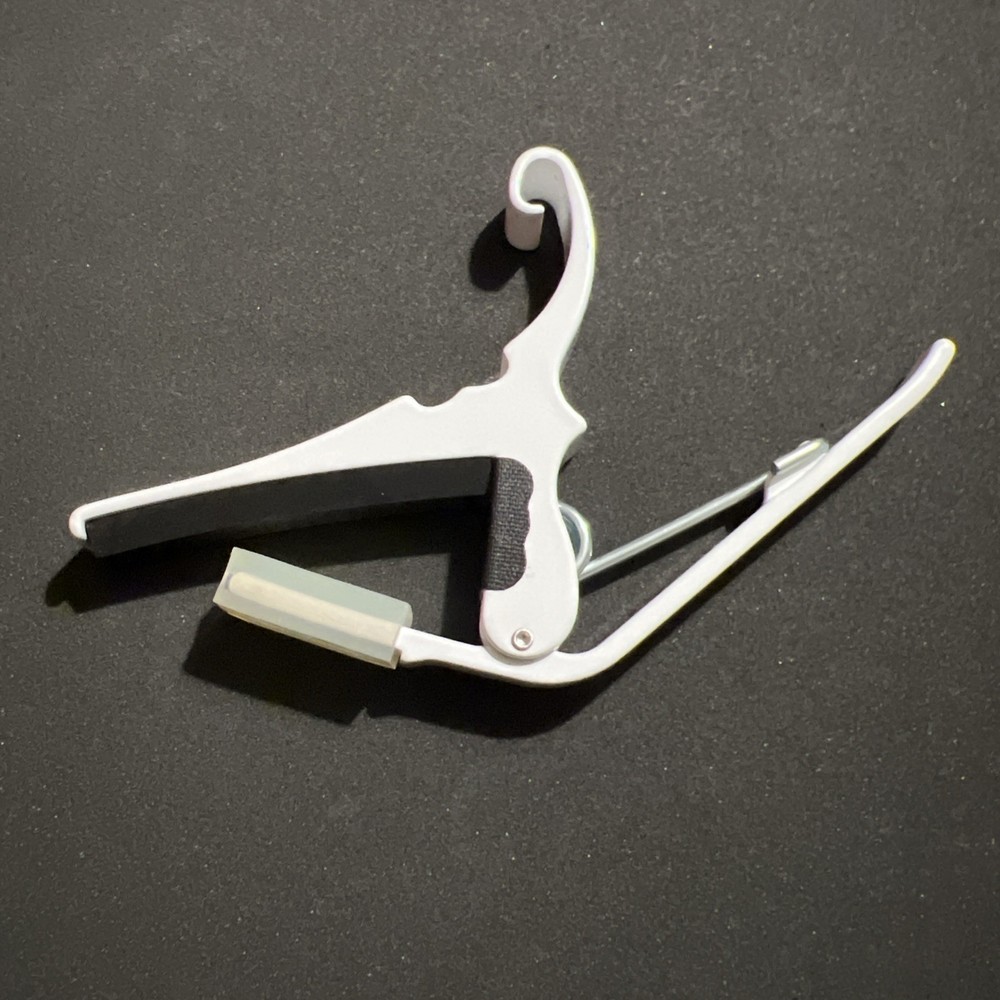 Kyser 6 String Quick-Change Capo - White