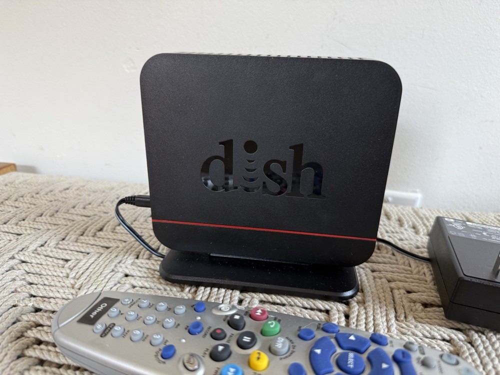 🍊Dish Network Echostar Wireless Joey Access Point 2 DN010888 w/ Remote!