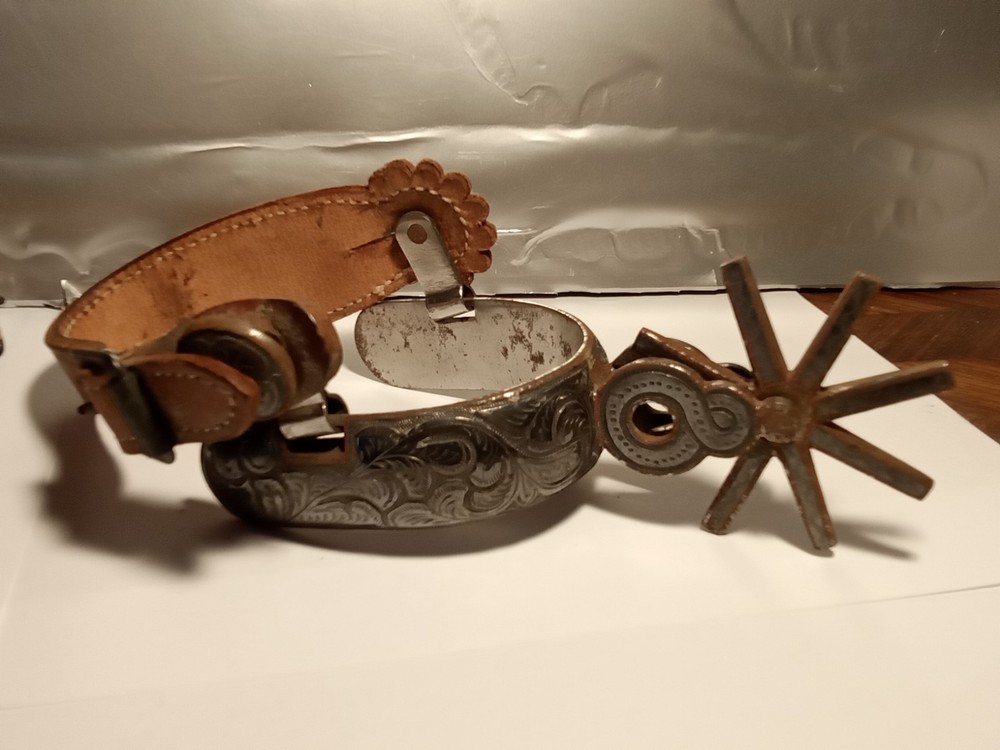 Western cowboy Spurs