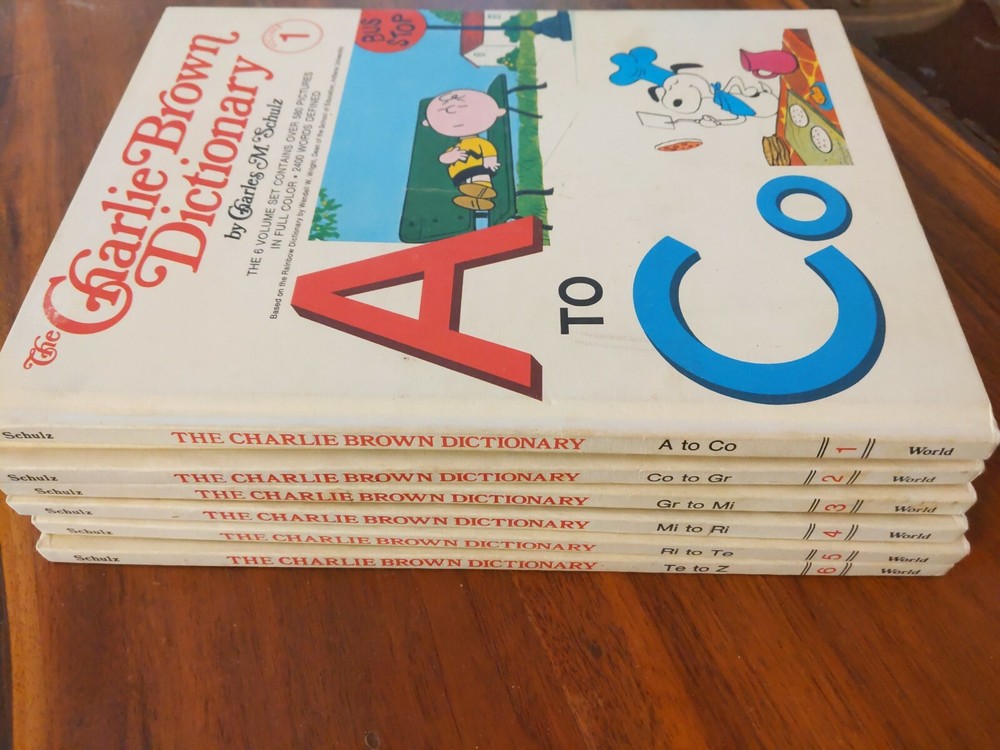 Vint 70's Schultz *CHARLIE BROWN DICTIONARY* 6 Book Library Set