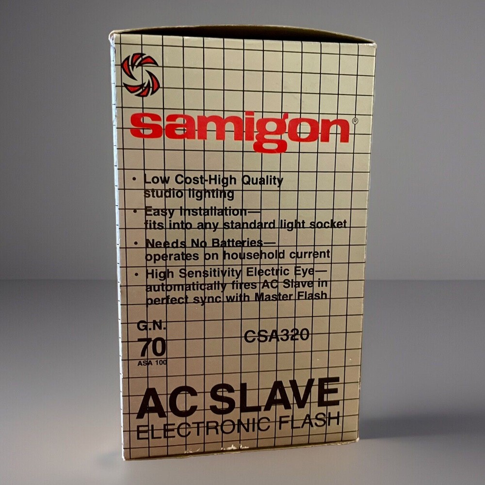 Samington AC MASTER Electronic Flash Fits Into Standard Socket NEW Old