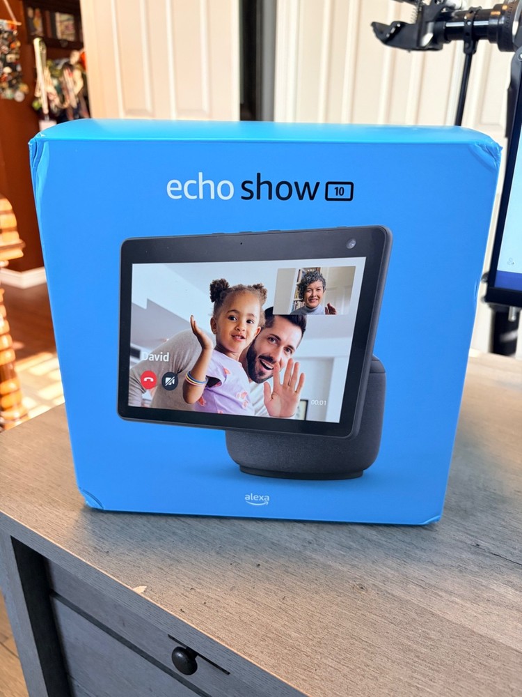 Amazon Echo Show 10 (3rd Gen.) Smart Speaker (ExcellentCondition) - Charcoal